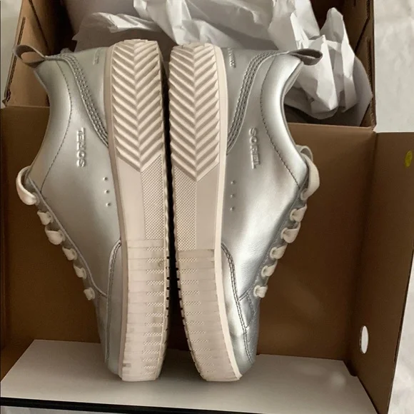 Sorel Ona Ave Low Sneaker Waterproof- Pure Silver Sea Salt - Picture 8 of 10